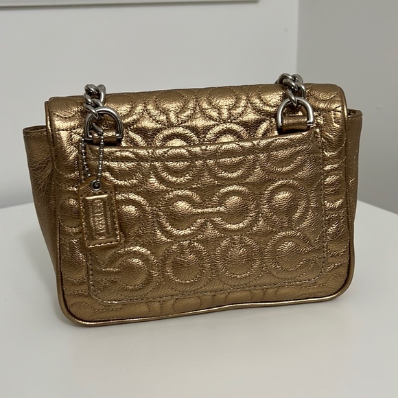 Vintage COACH rose gold CC turnlock chain crossbody bag - Picture 3 of 16